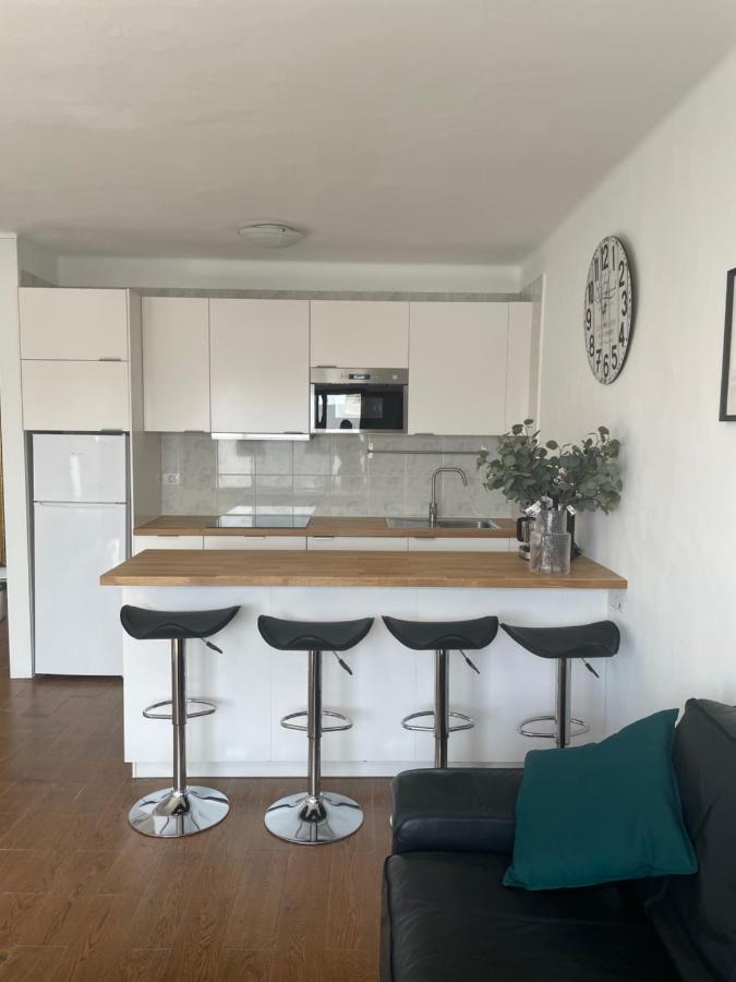 Apartamento Con Amplia Terraza En La Playa ปูแอร์โตเดลคาร์เมน ภายนอก รูปภาพ